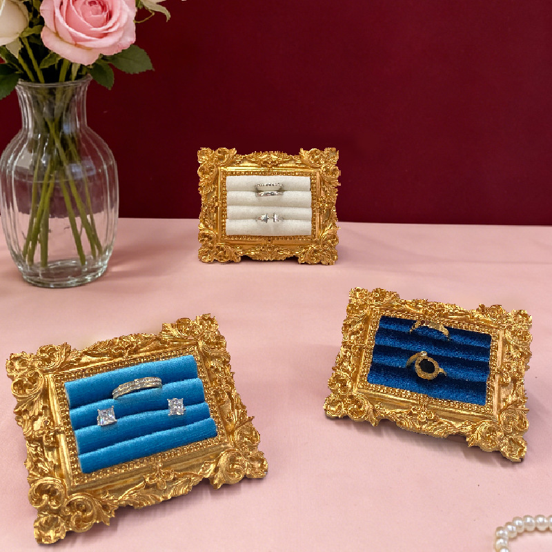 حامل عرض خواتم بتصميم إطار صور - مراجعة Letter Tray Desk وسعره